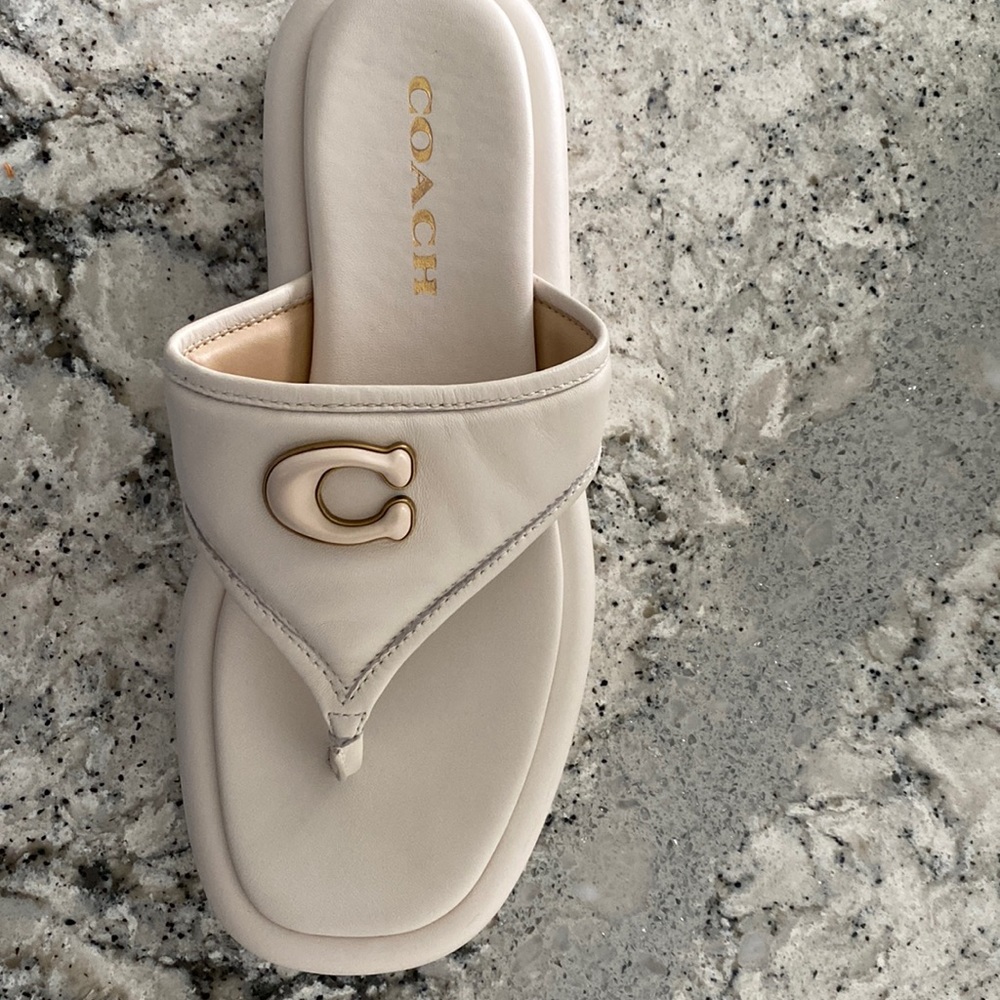 !!!New Arrival!!! Coach leather platform sandals